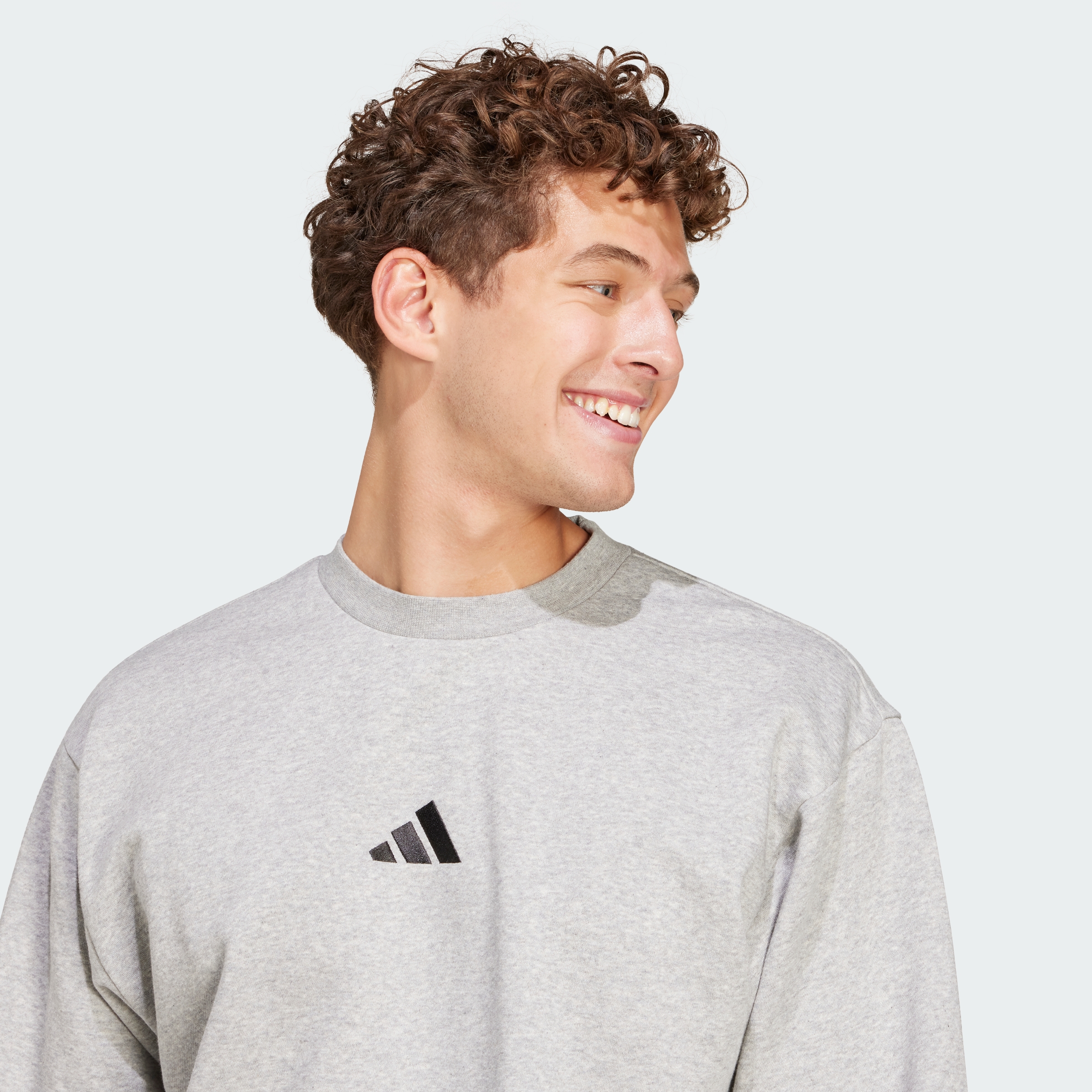 adidas Sportswear AU Men Essentials Feelcozy Fleece Sweatshirt