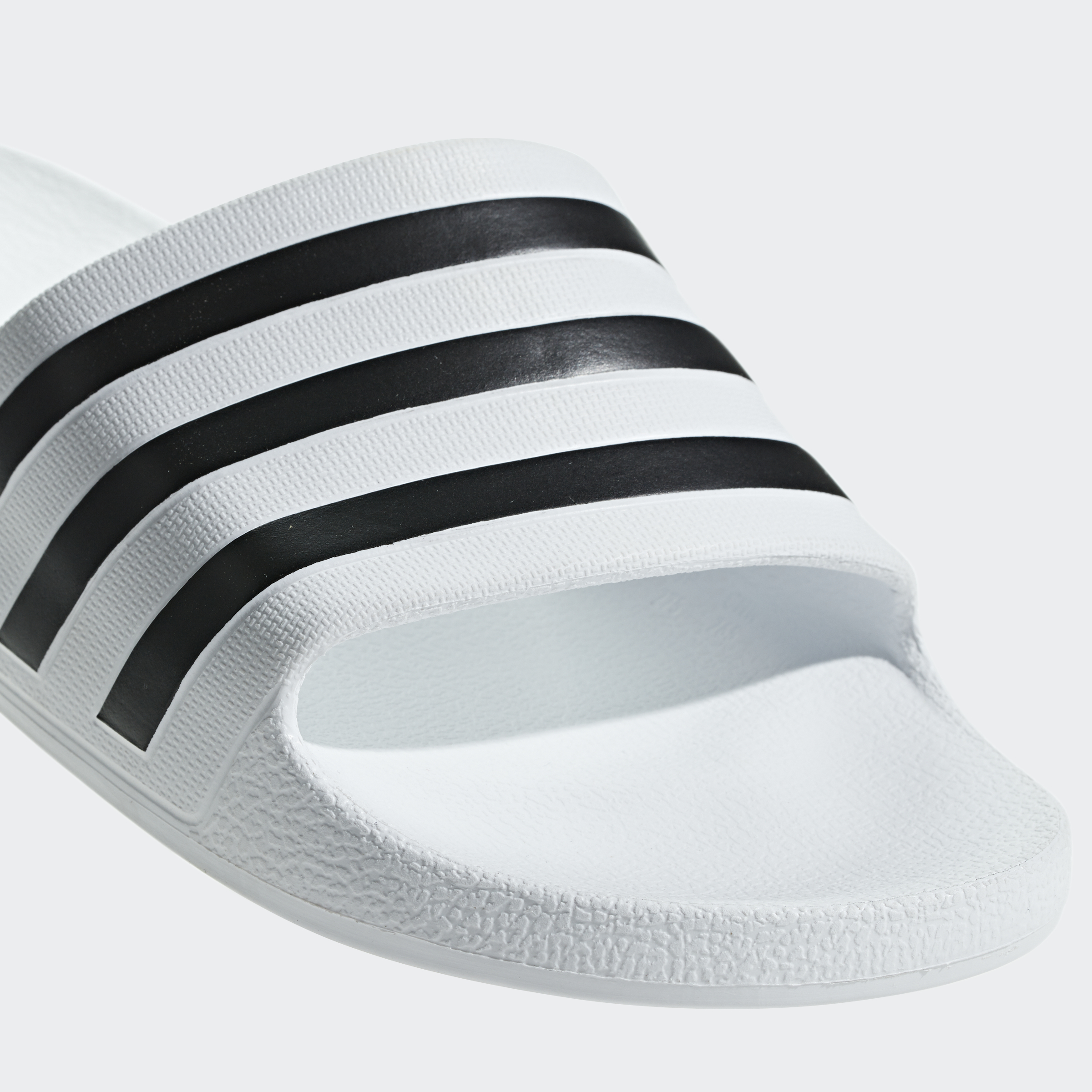 adidas Adilette Aqua Slides Slides - Photo 18 sur 18