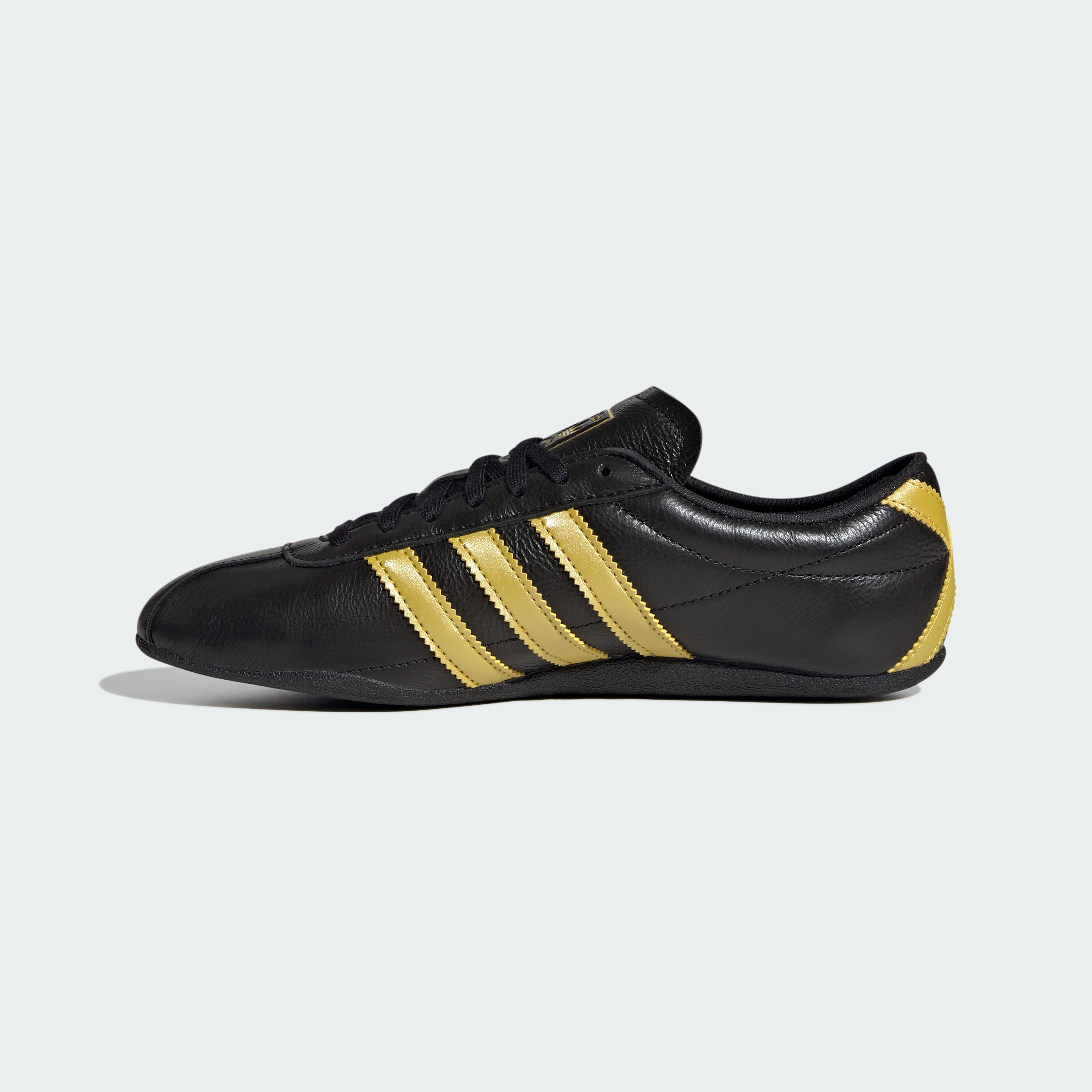 아디다스(ADIDAS) 도쿄 JR1271 - 사이즈 & 후기 | 무신사