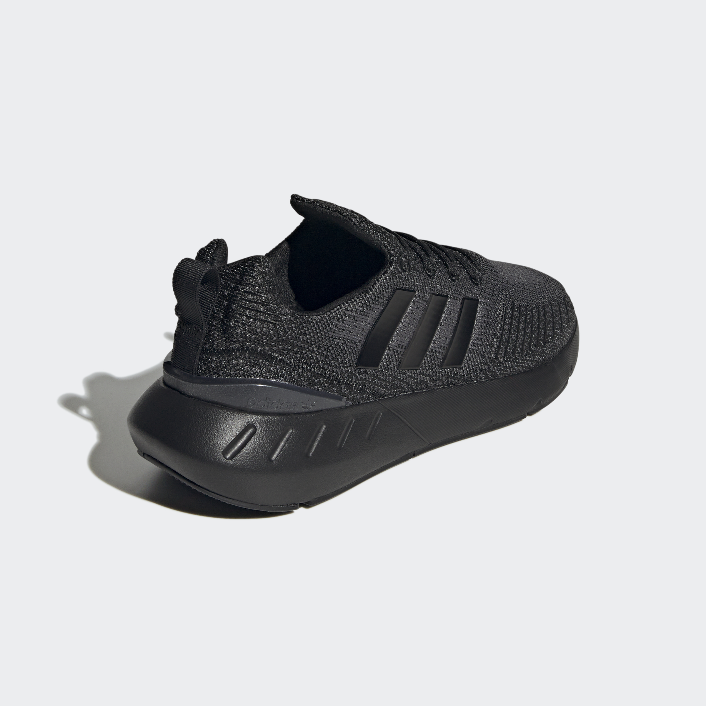 adidas Sportswear AU Men Lifestyle Swift Run 22 Sneakers