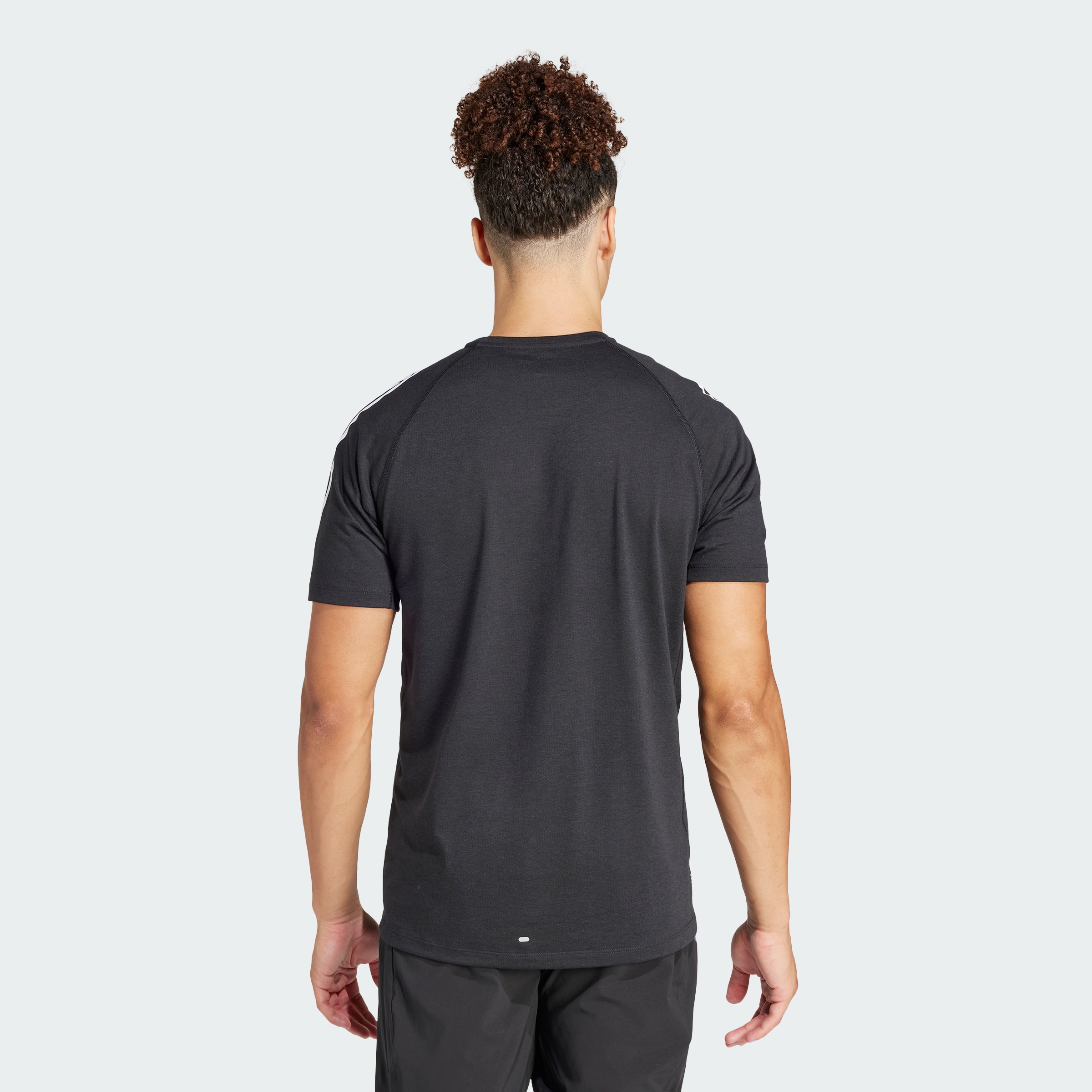 아디다스(ADIDAS) OTR E 3S TEE IQ3834 - 사이즈 & 후기 | 무신사