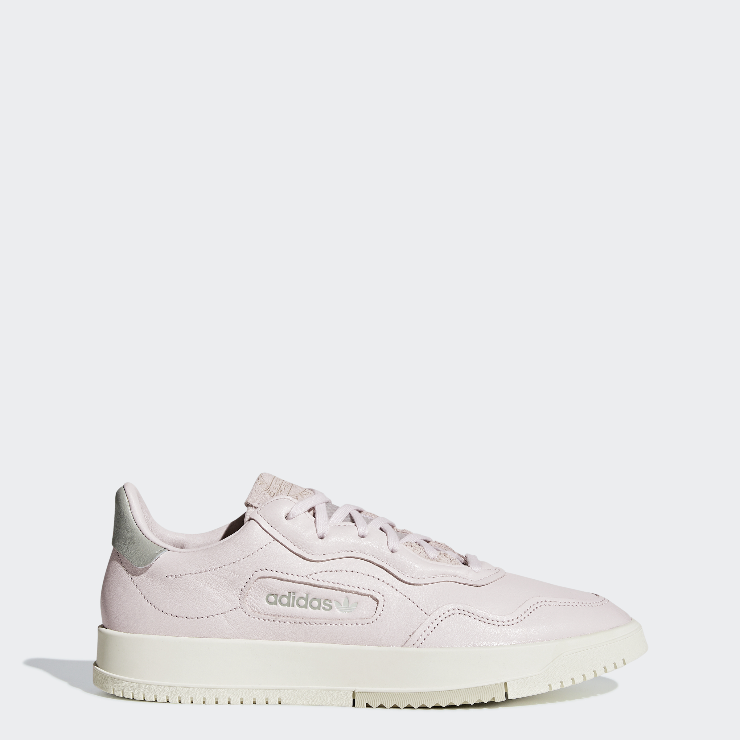 los nuevos zapatos de adidas