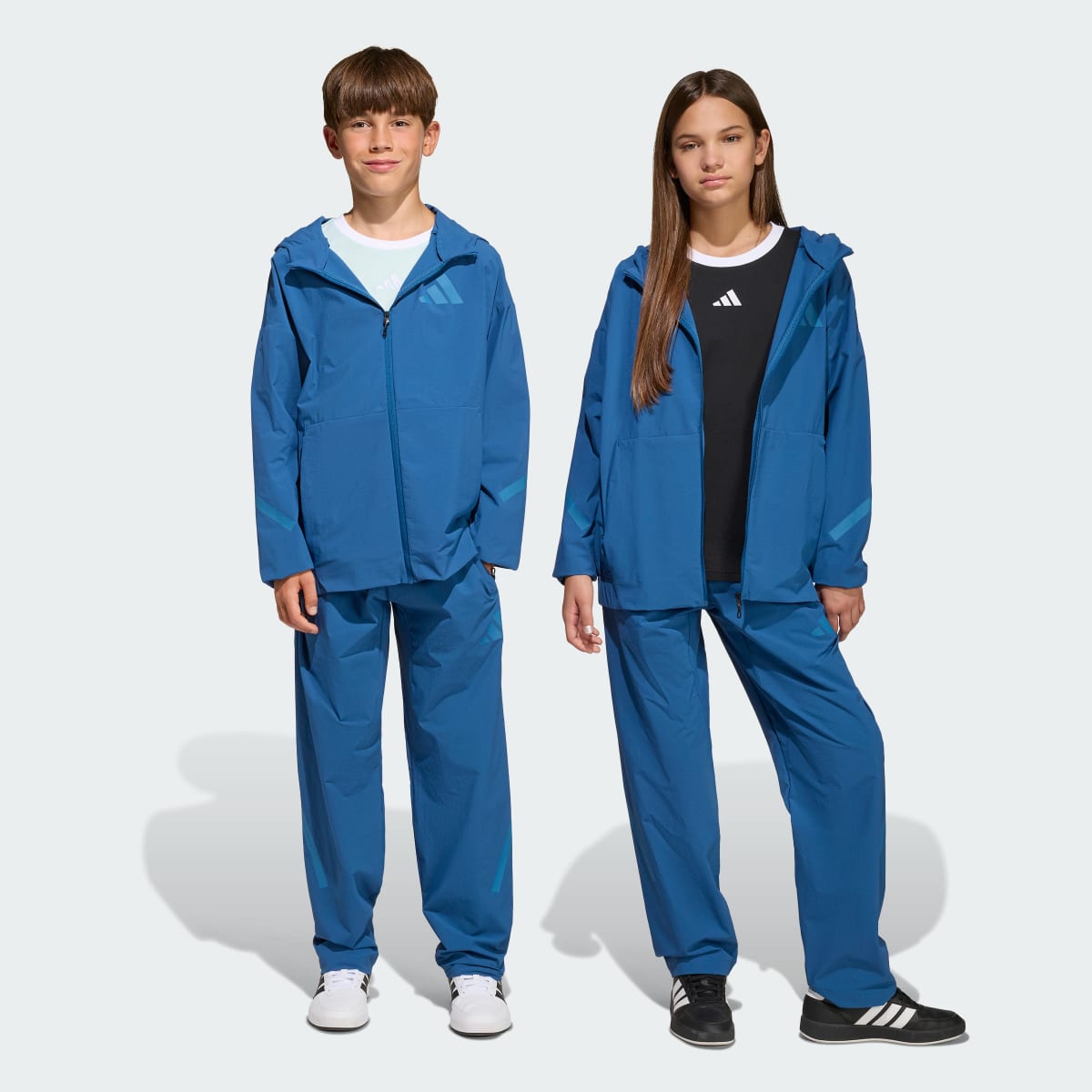Спортивні штани Z.N.E. Woven Travel Sportswear KG0996 — adidas Україна