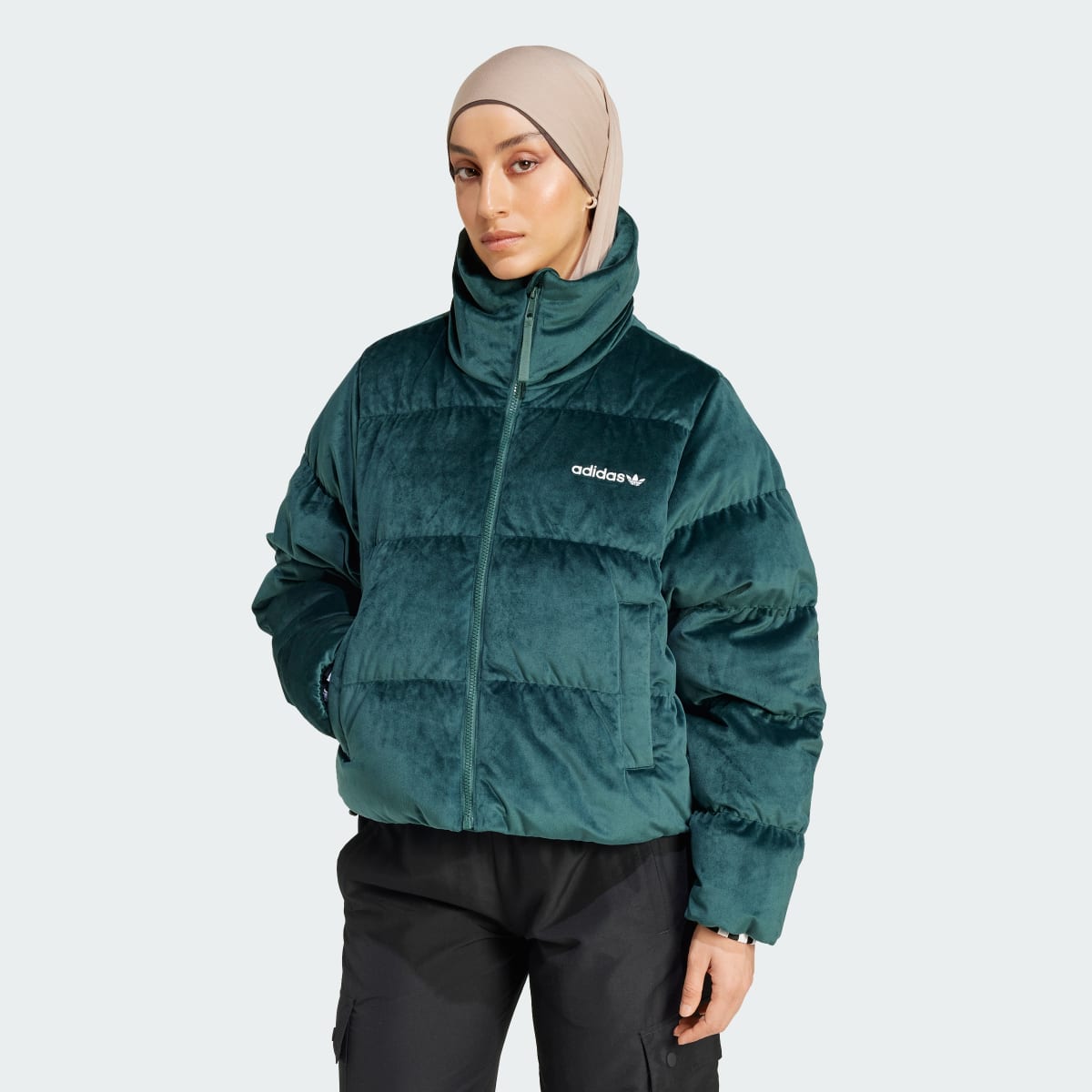 Пуховик Regen Velvet Originals IW8438 — adidas Україна