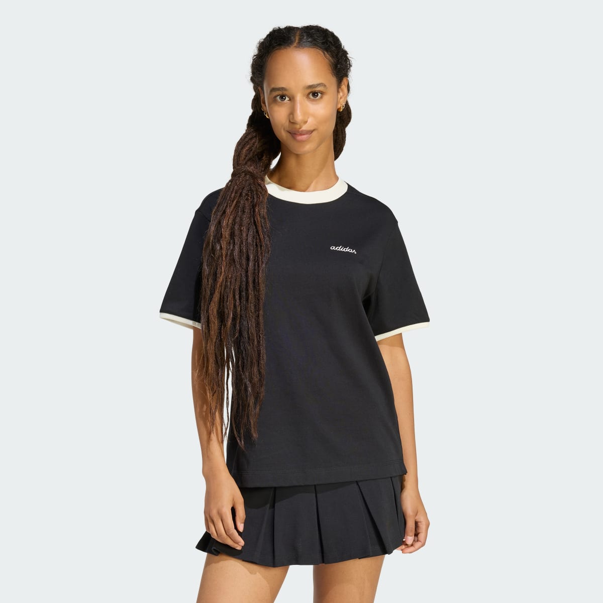 Футболка Seasonal Essentials Colorpop with Embroidered Graphic