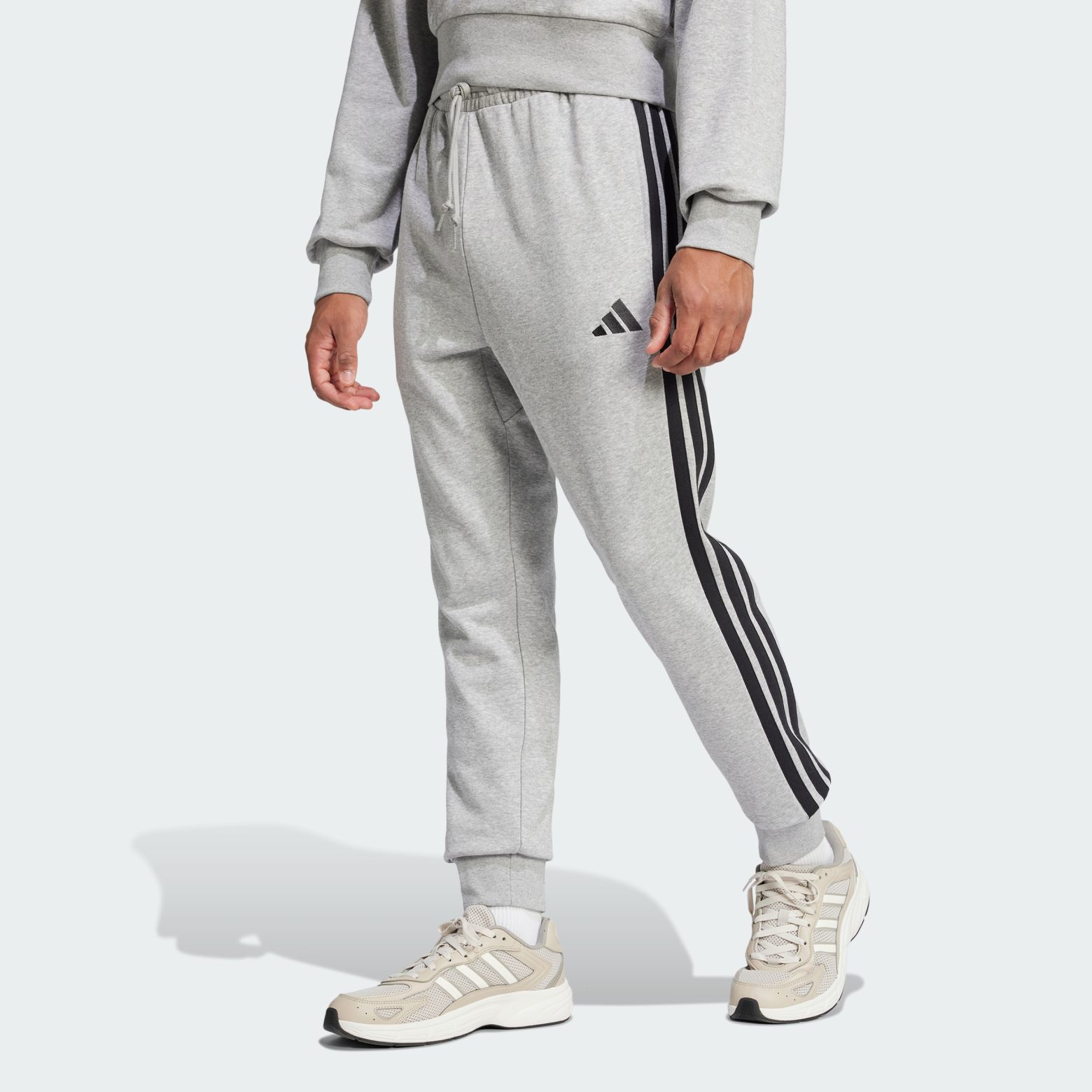 Джоггеры Essential 3-Stripes French Terry Sportswear JE6346 1