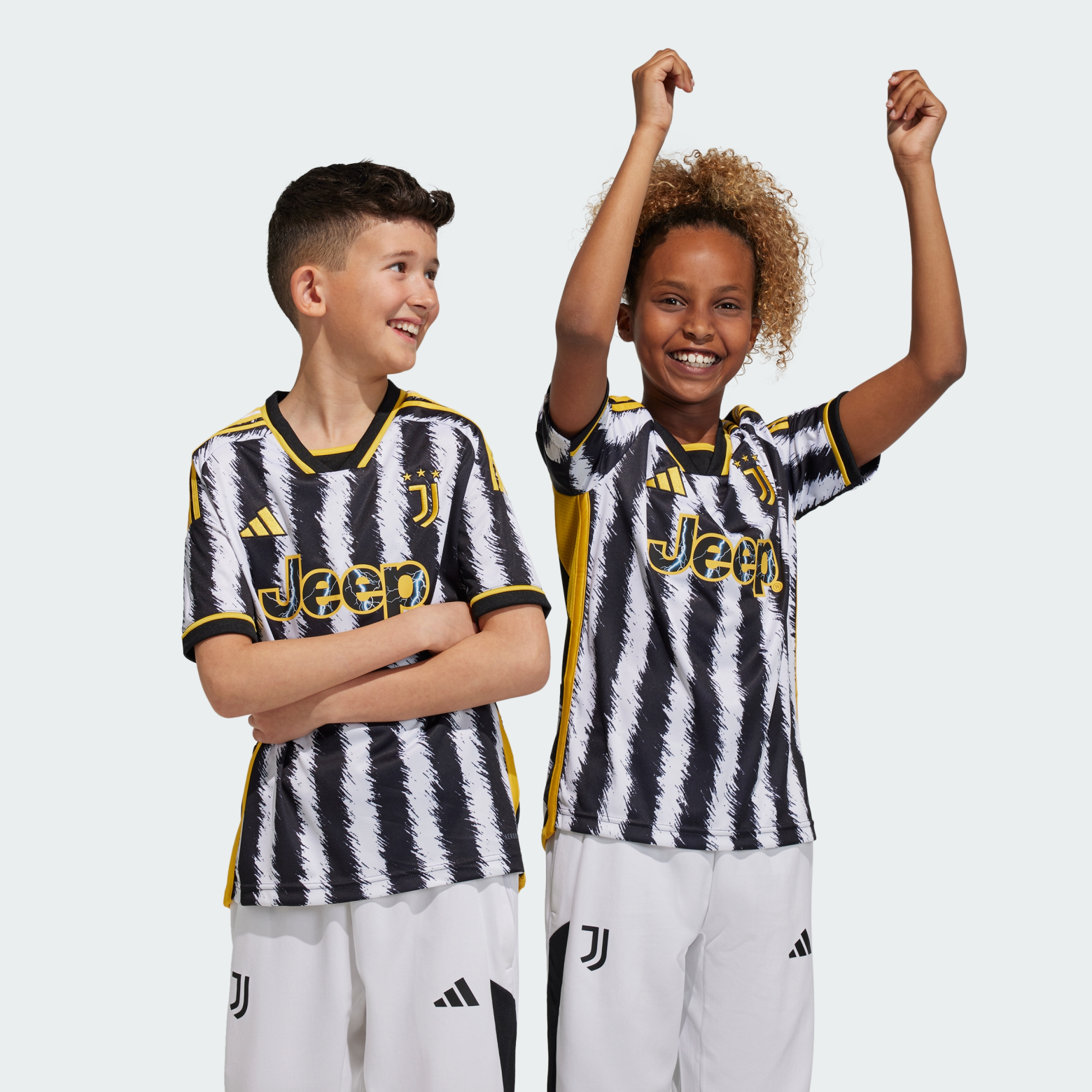 Juventus 23/24 Home Kids джерсиі Performance IB0490 1