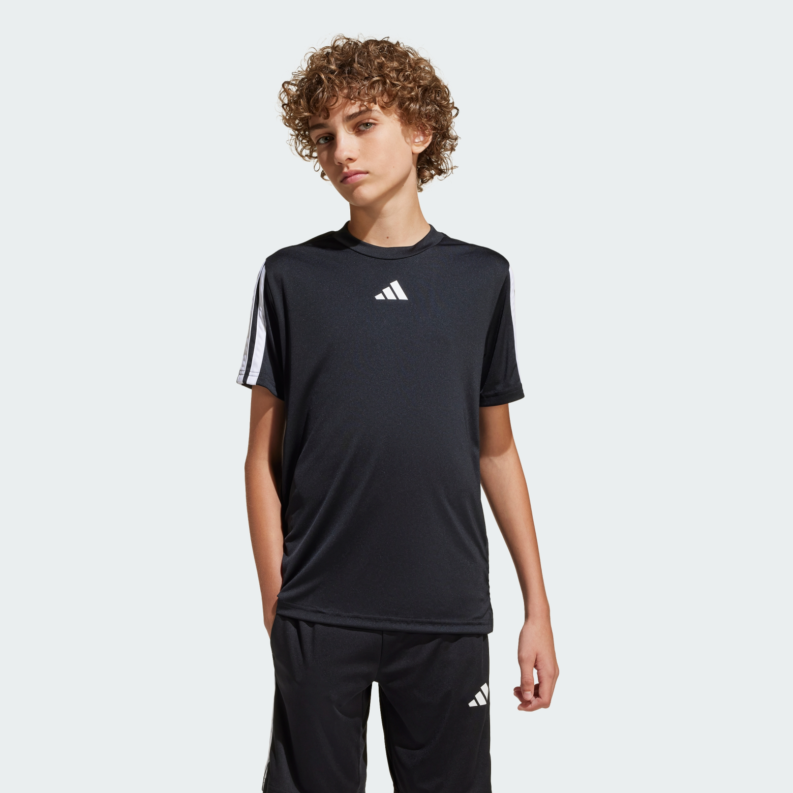 Футболка Train Essentials 3-Stripes Kids Sportswear JJ1032 1