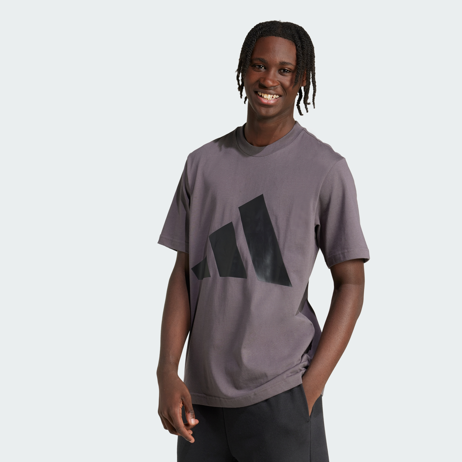 Essentials Big Logo футболкасы Sportswear JE8936 1