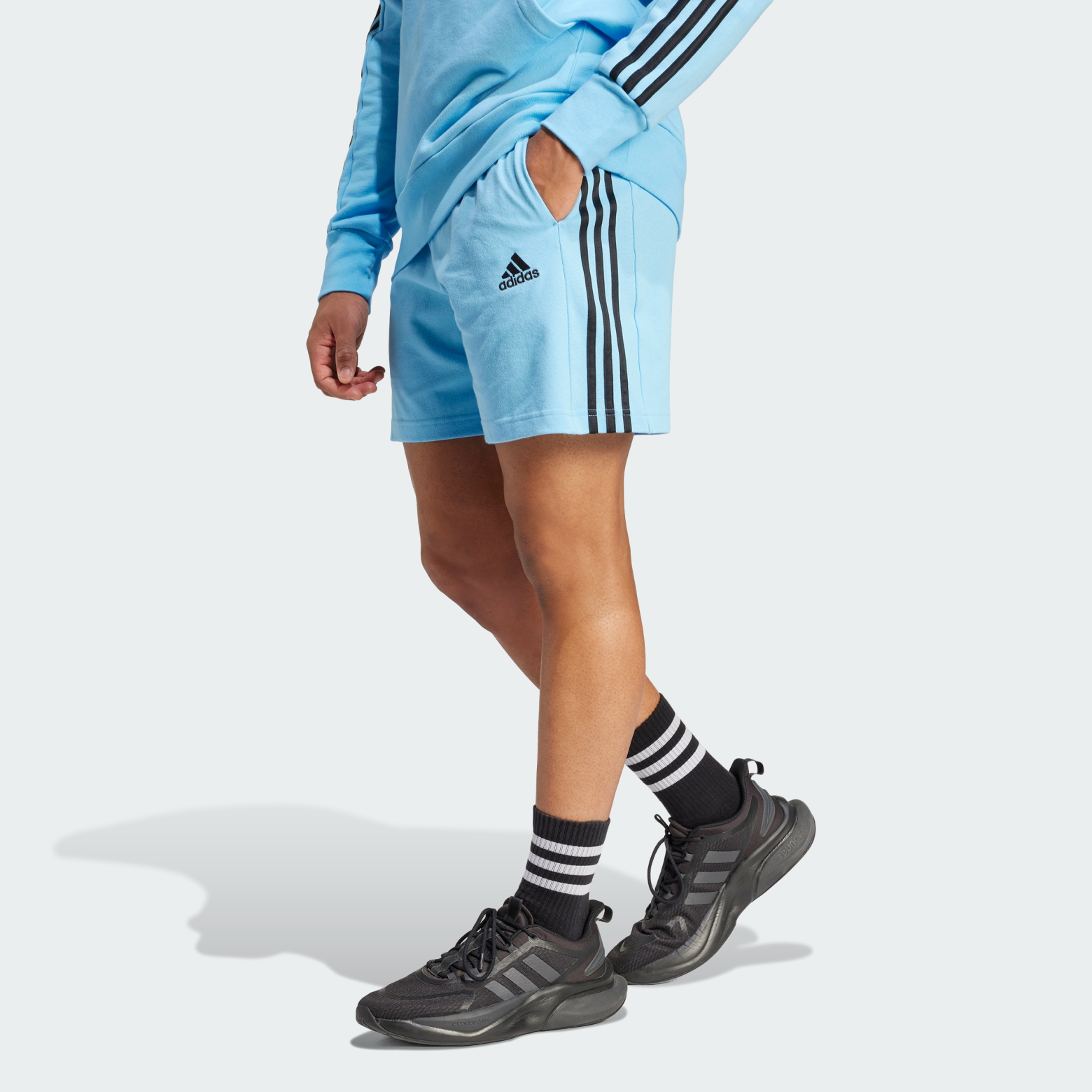 Шорты Essentials 3-Stripes Sportswear IS1379 1