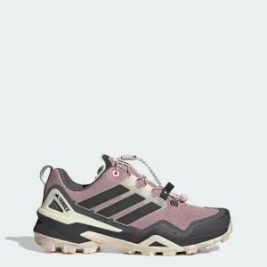 Жіноче взуття adidas ORTHOLITE на офіційному сайті