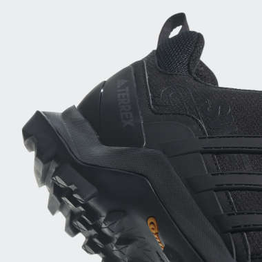 adidas swift r2