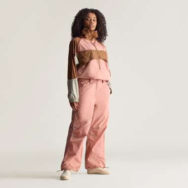 A*e様 adidas by Stella McCartney アディダス　ナイ Женская черная куртка adidas by Stella McCartney TrueNature Short