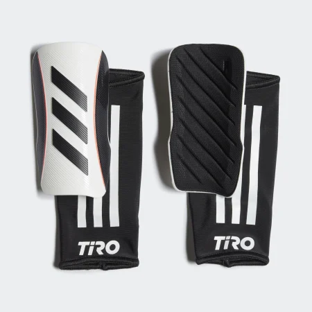 Футбольні щитки Tiro League Performance GI7685 1