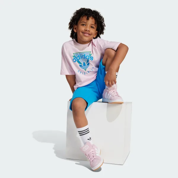 Комплект: футболка и шорты Kids