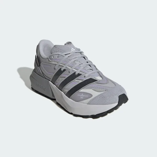 Кросівки Lightblaze ATR Sportswear JQ6005 — adidas Україна