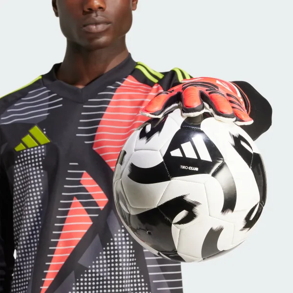 Вратарские перчатки Predator Match