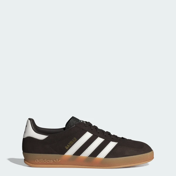 Купити замшеві коричневі кросівки adidas Originals